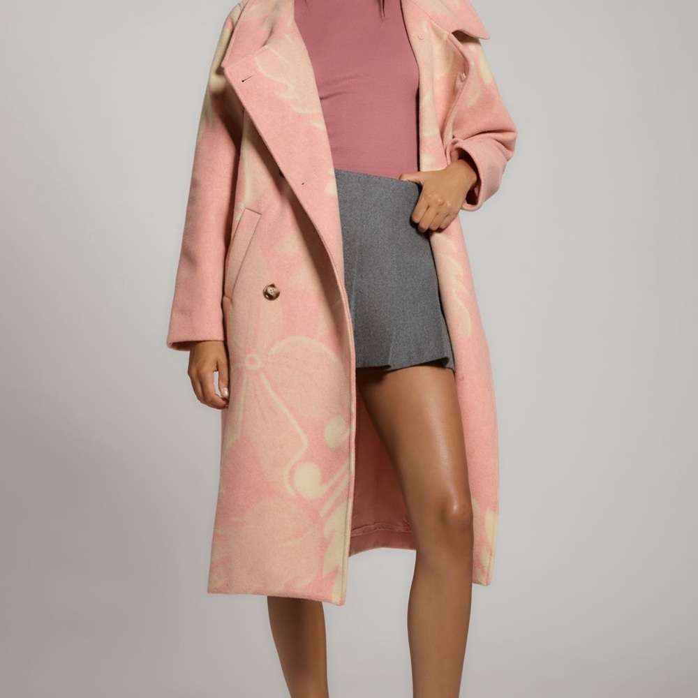 Chic Pink Patterned Coat